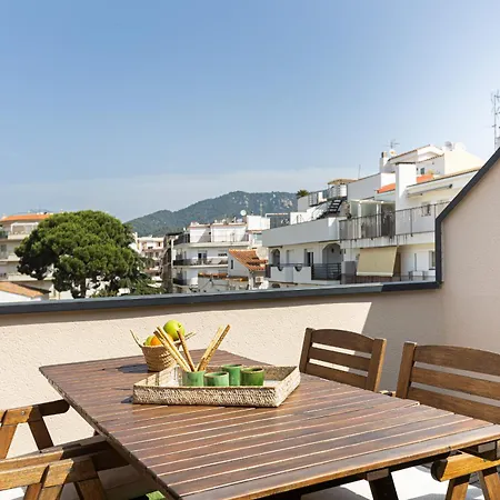 Apartment Lets Holidays Terrace 2 Tossa de Mar